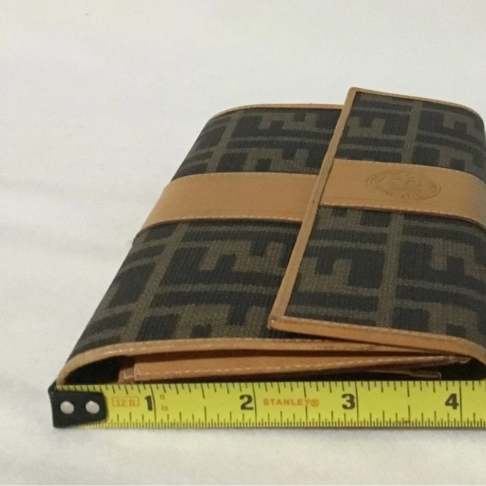 Authentic FENDI Brown Logo Wallet Trifold - Picture 16 of 16